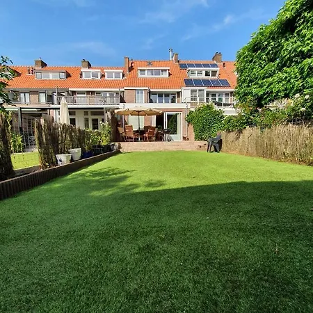Cozy Resort House Near Beach Wassenaar