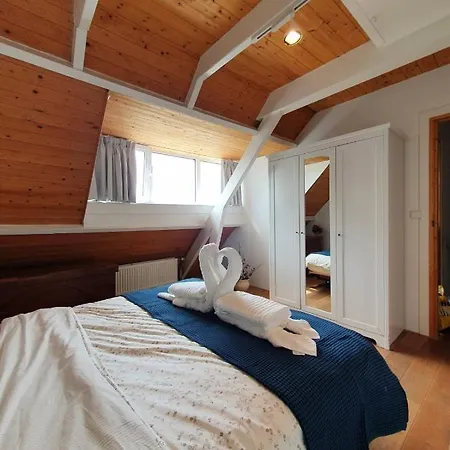 Semesterbostad Cozy Resort House Near Beach *